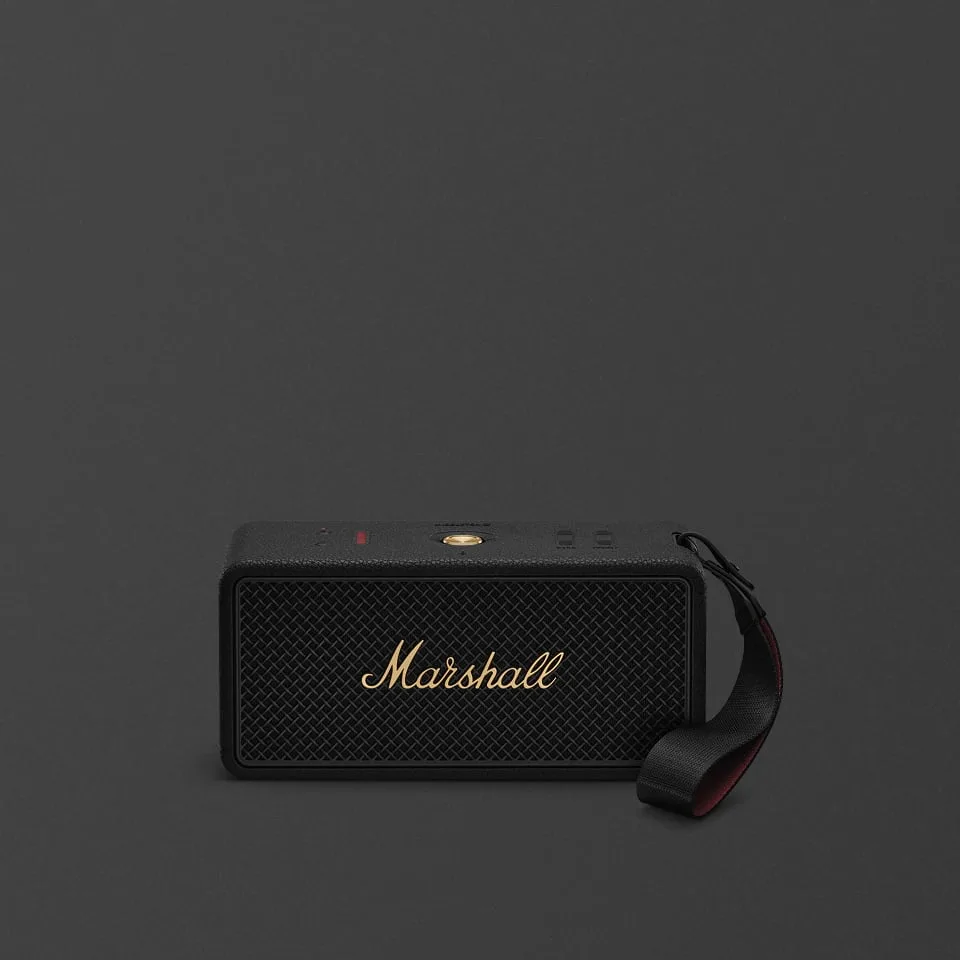 Enceinte Marshall Middleton II noire avec logo laiton, vue de trois quarts